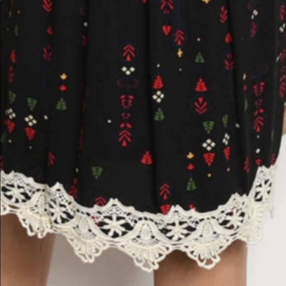 Crochet trim boho dress - Picture 4 of 6